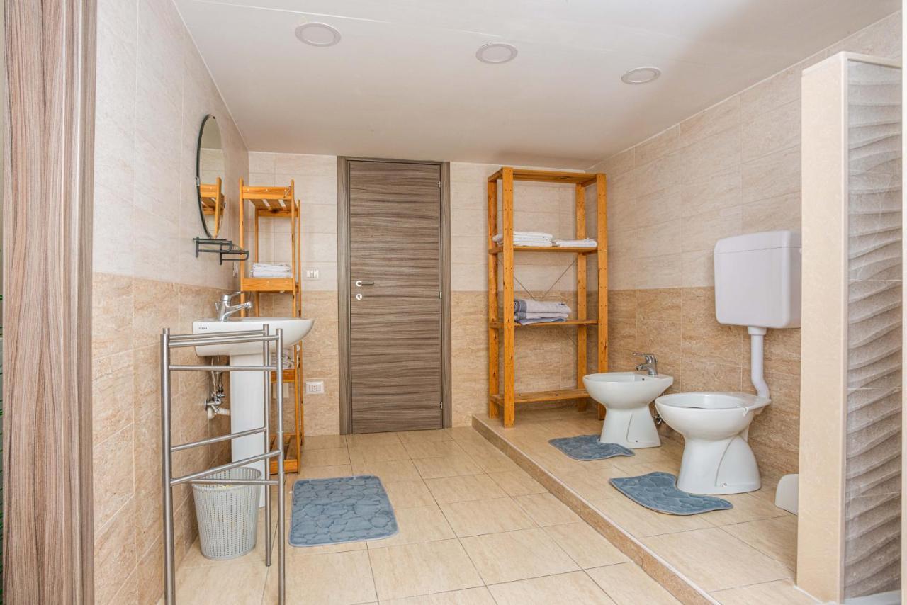 Casa Napoli Stritt Apartment Bagian luar foto